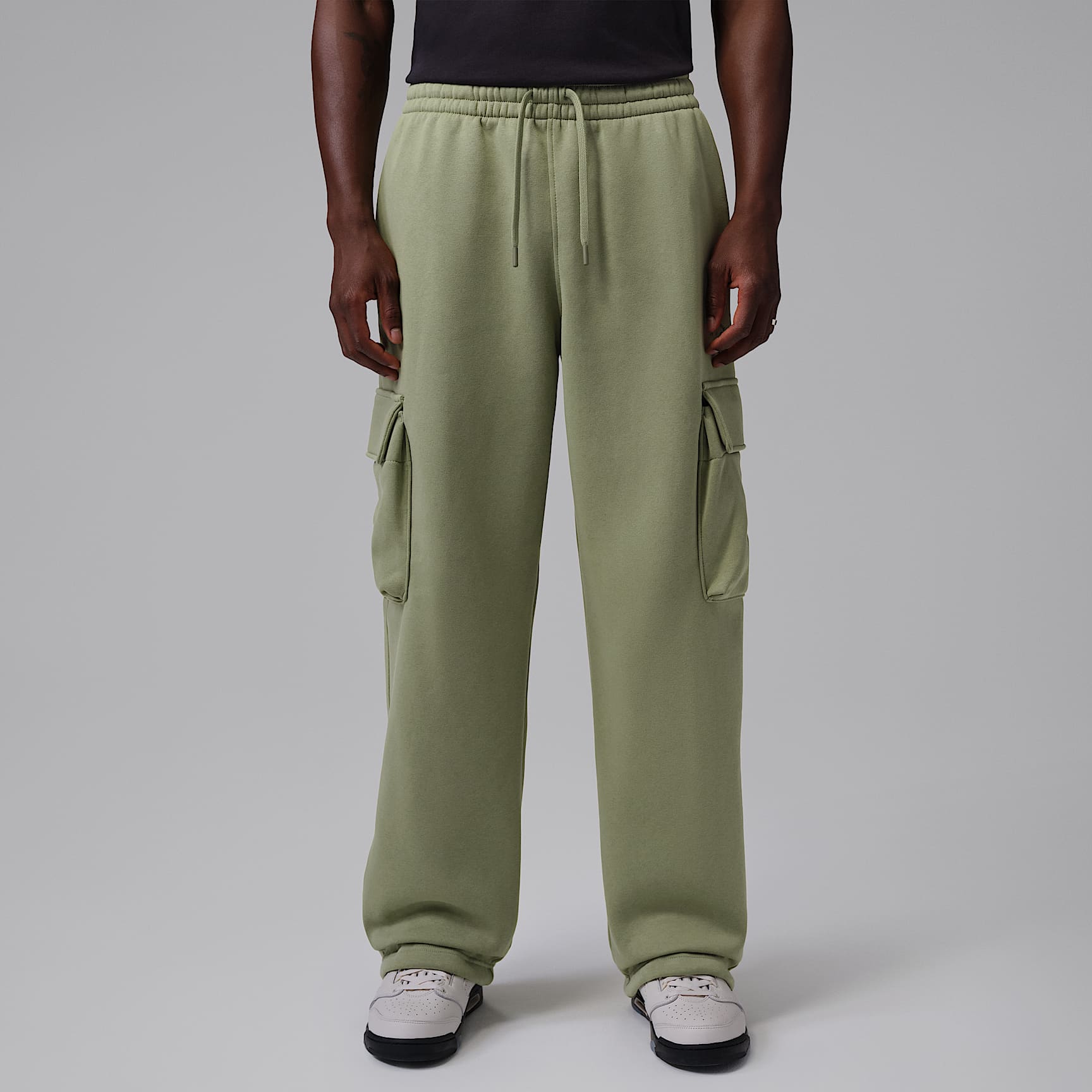 Jordan Brooklyn Men's Oversized Fleece Cargo Trousers. Nike SK